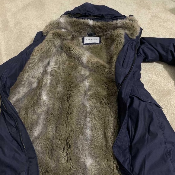 Aritzia Babaton Oskar Parka - Picture 4 of 4